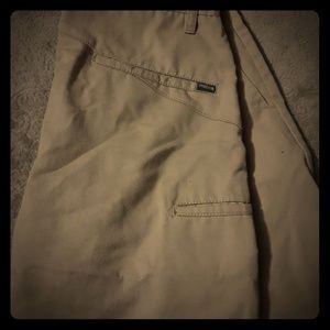 Volcom khaki shorts w29